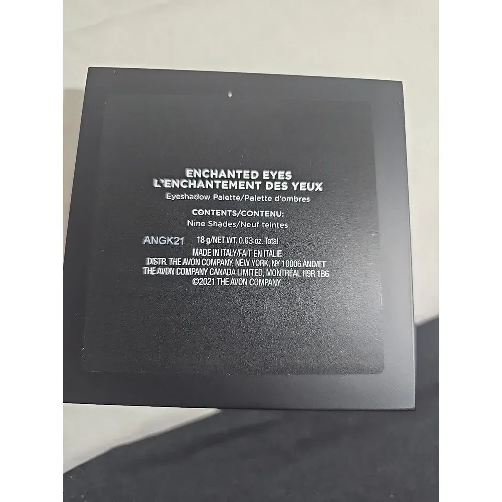 Avon‎ FMG Cashmere  Eyeshadow  Pallette Enchanted Eyes